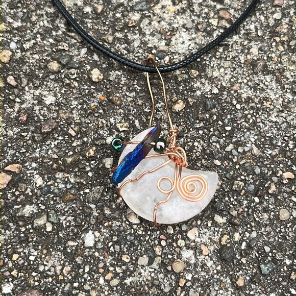 Handmade Moon Shape Stone Spiral Wrapped Copper Pendant on Black Cord Necklace - Picture 3 of 5